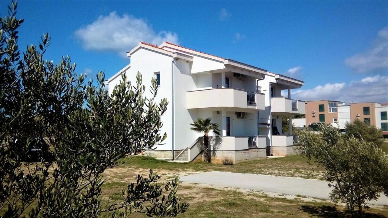 Apartment Anzotika Nin Dış mekan fotoğraf