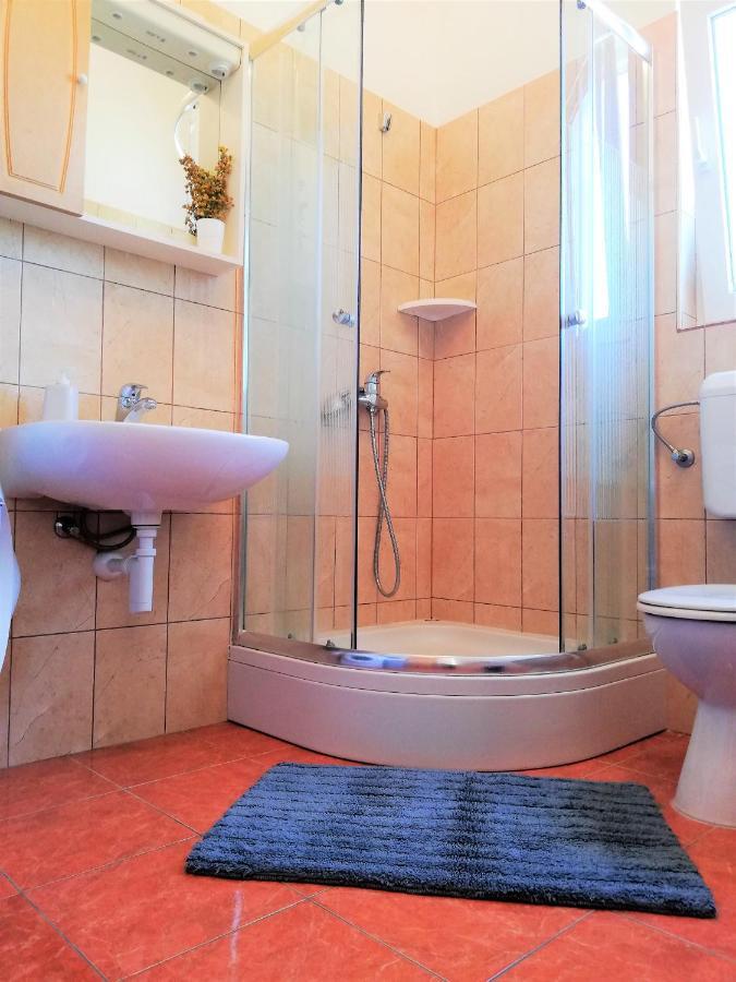 Apartment Anzotika Nin Dış mekan fotoğraf